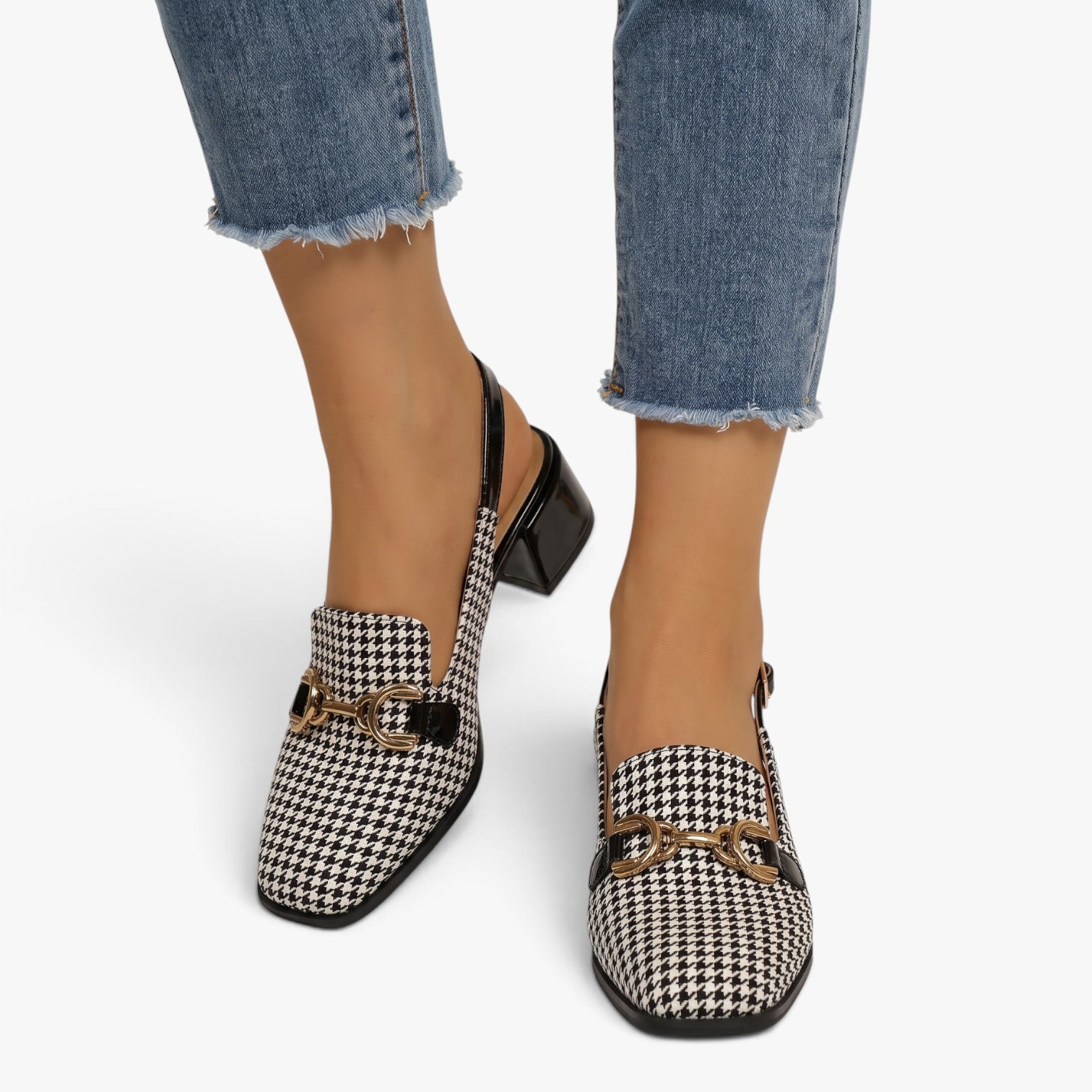 Old Fortune | Damskie Czółenka Slingback w Pepitkę z Ozdobnym Łańcuszkiem