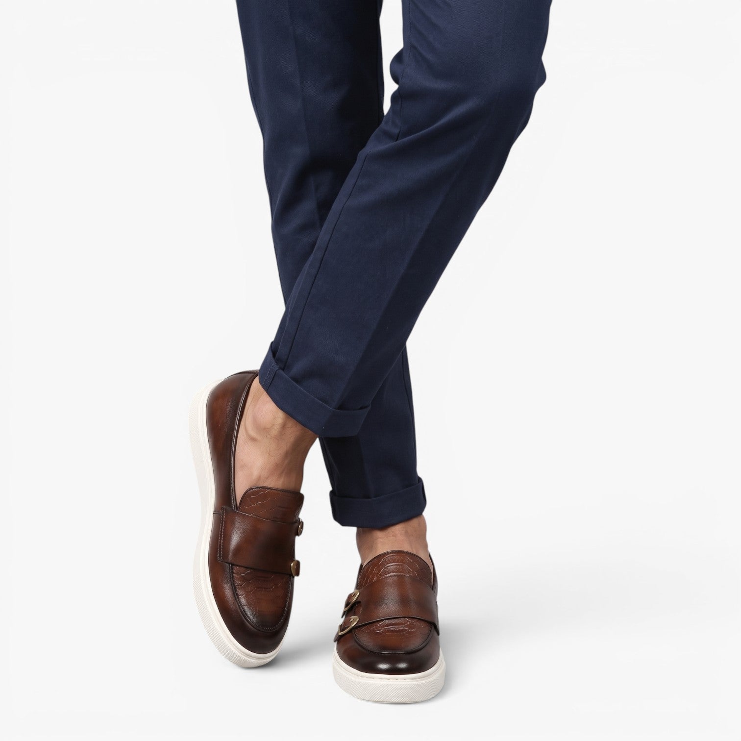 Old Fortune | Herrenslipper mit dekorativem Riemen und geprägtem Finish