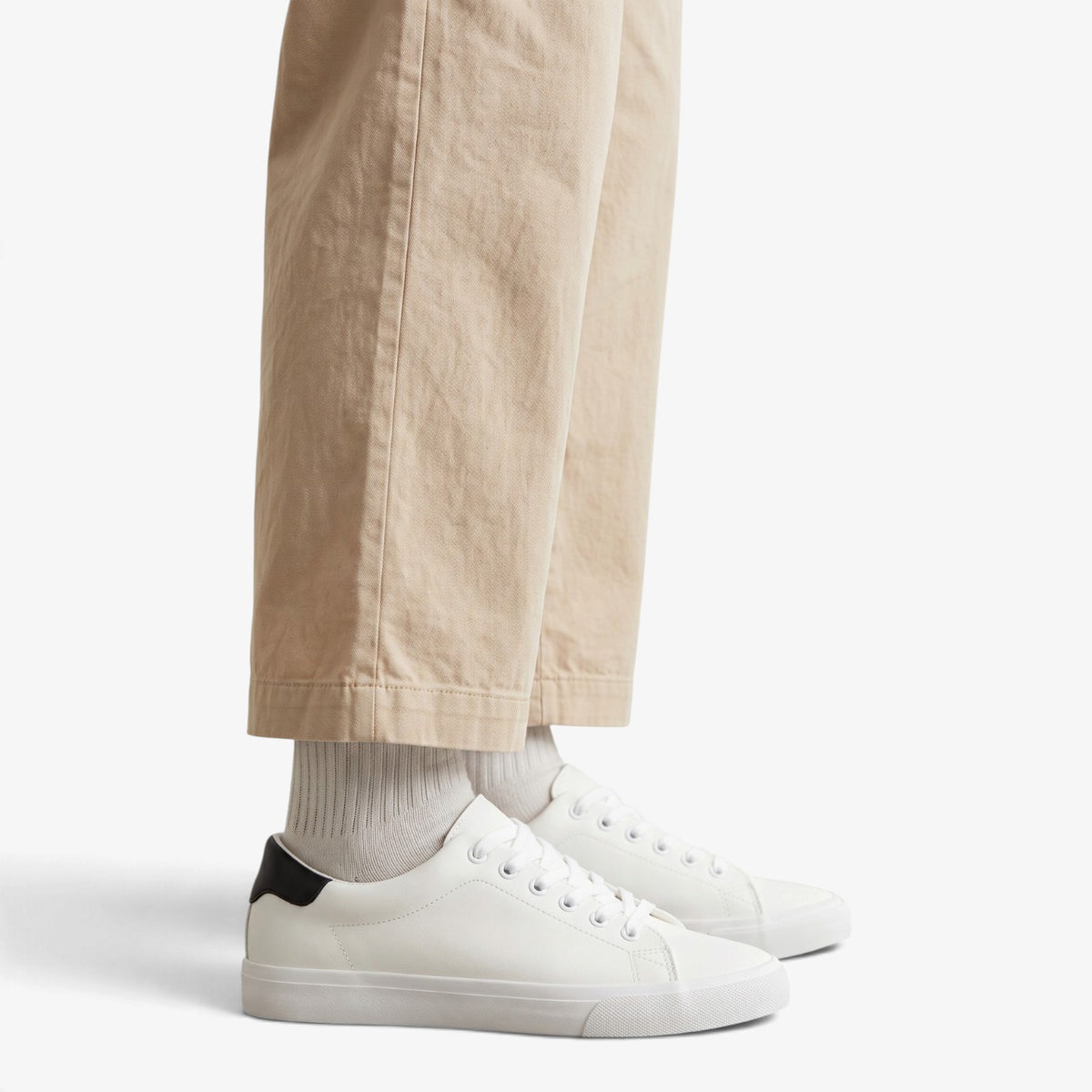 Old Fortune | Męskie sneakersy sznurowane o minimalistycznym fasonie