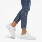 Old Fortune | Damskie Pikowane Sneakersy Casual z Metalicznym Akcentem